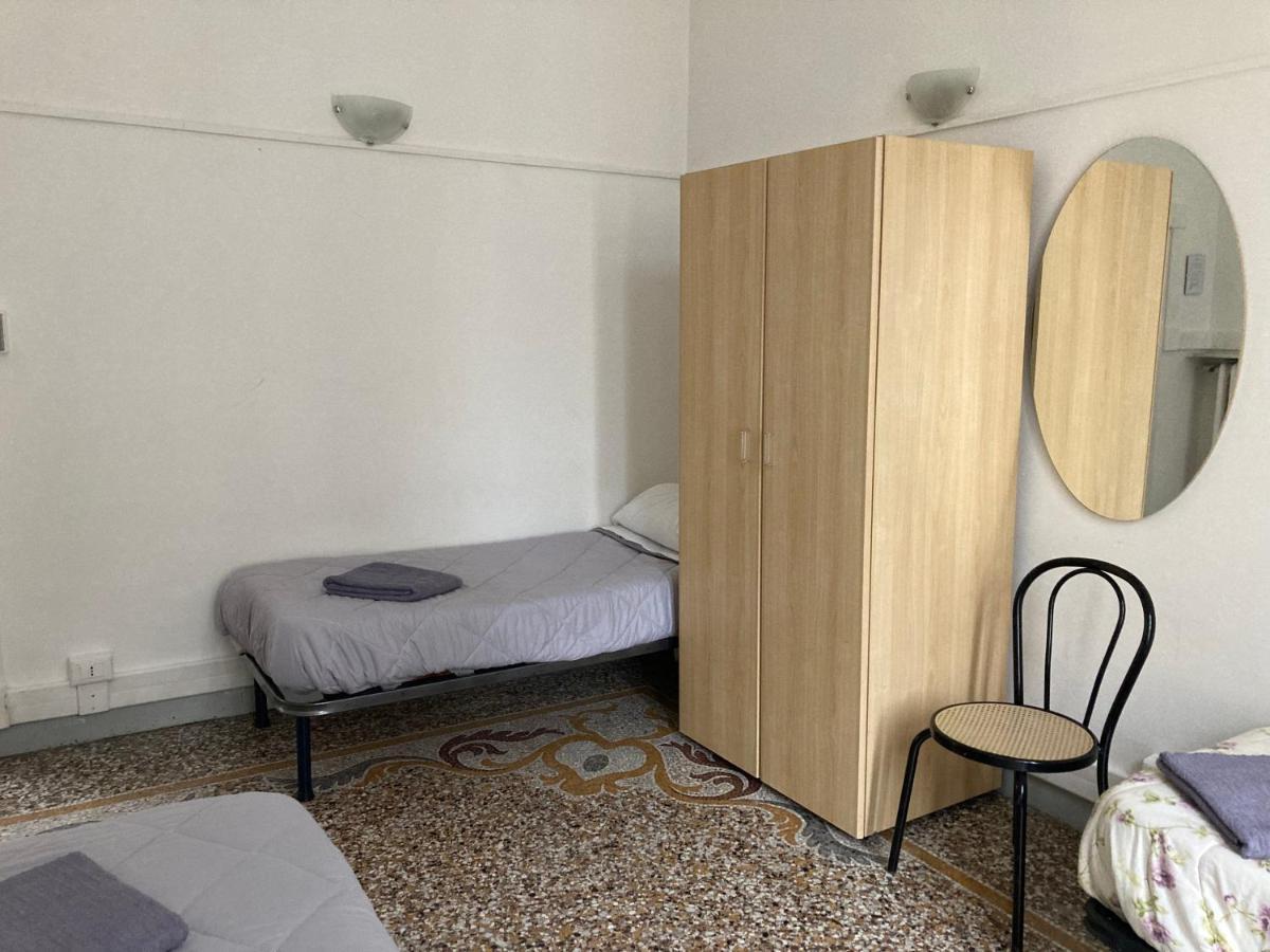 Guest House Roma Genua Exterior foto